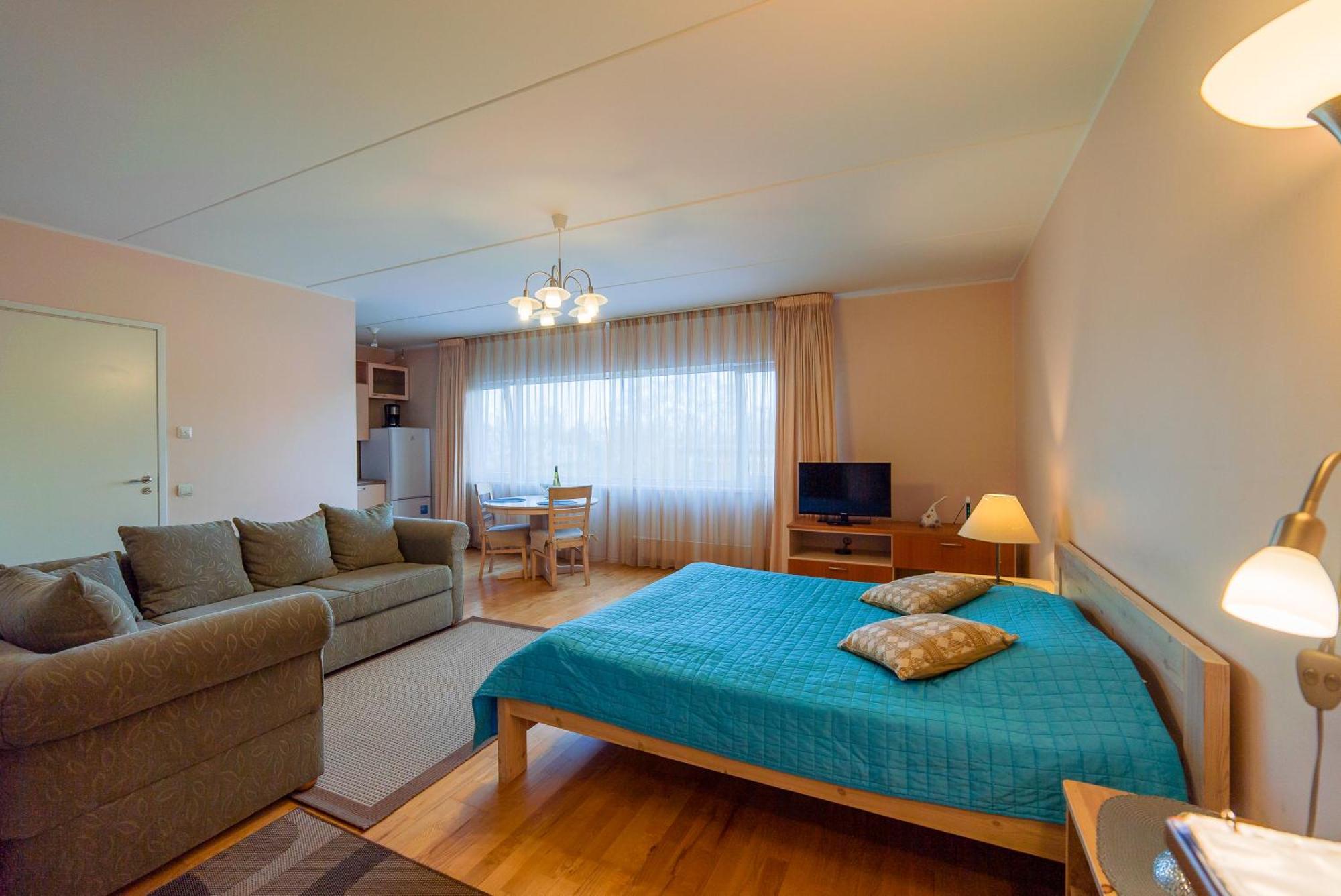 Romeo Family Kaarli Apartment Tallinn Exterior photo